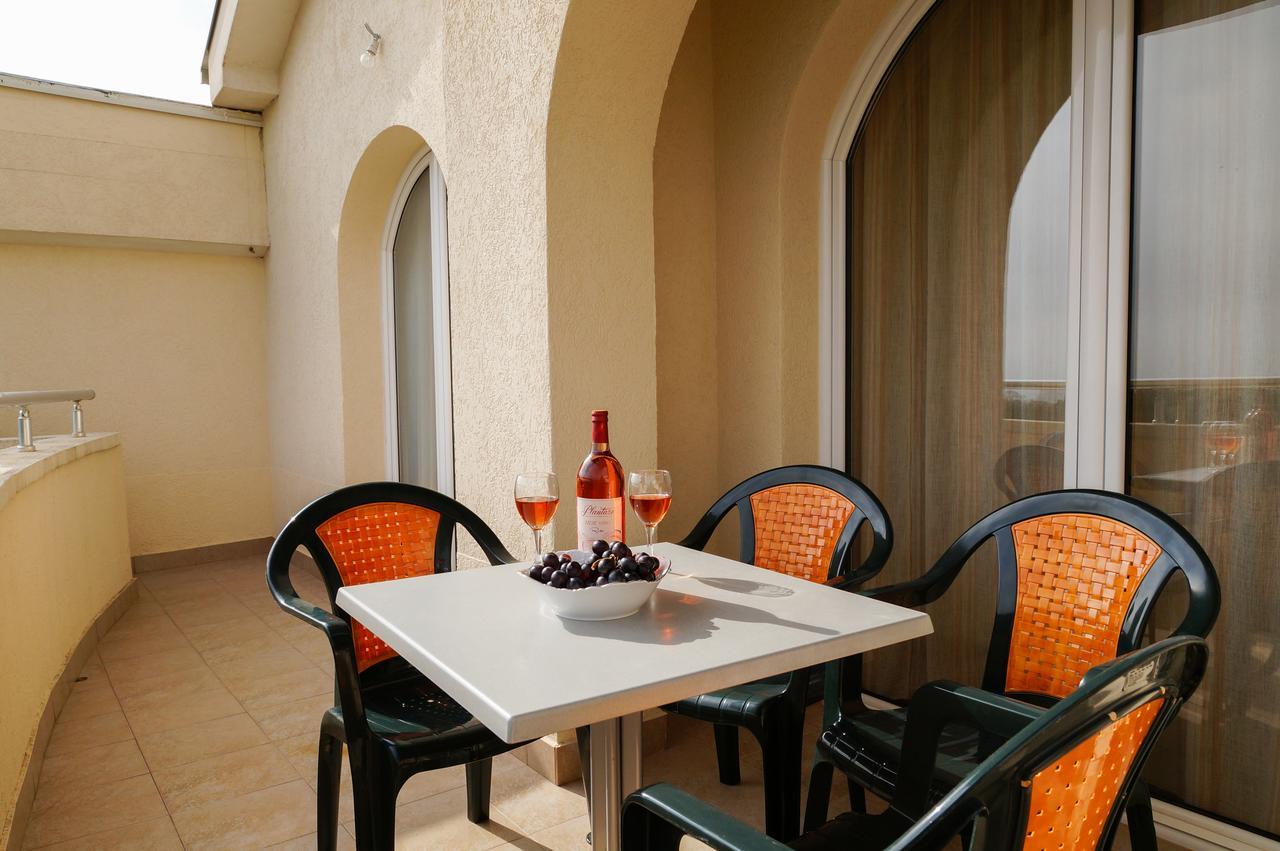 Apart Hotel Forte Roses Montenegro Ko Buljarica Petrovac Luaran gambar